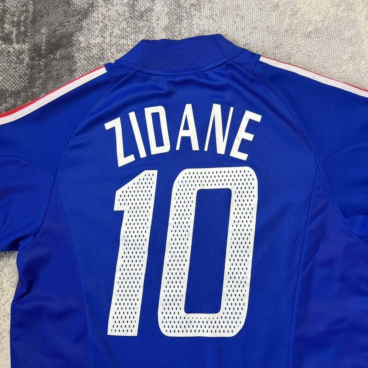 France 2002/04 Home Shirt - Zidane 10