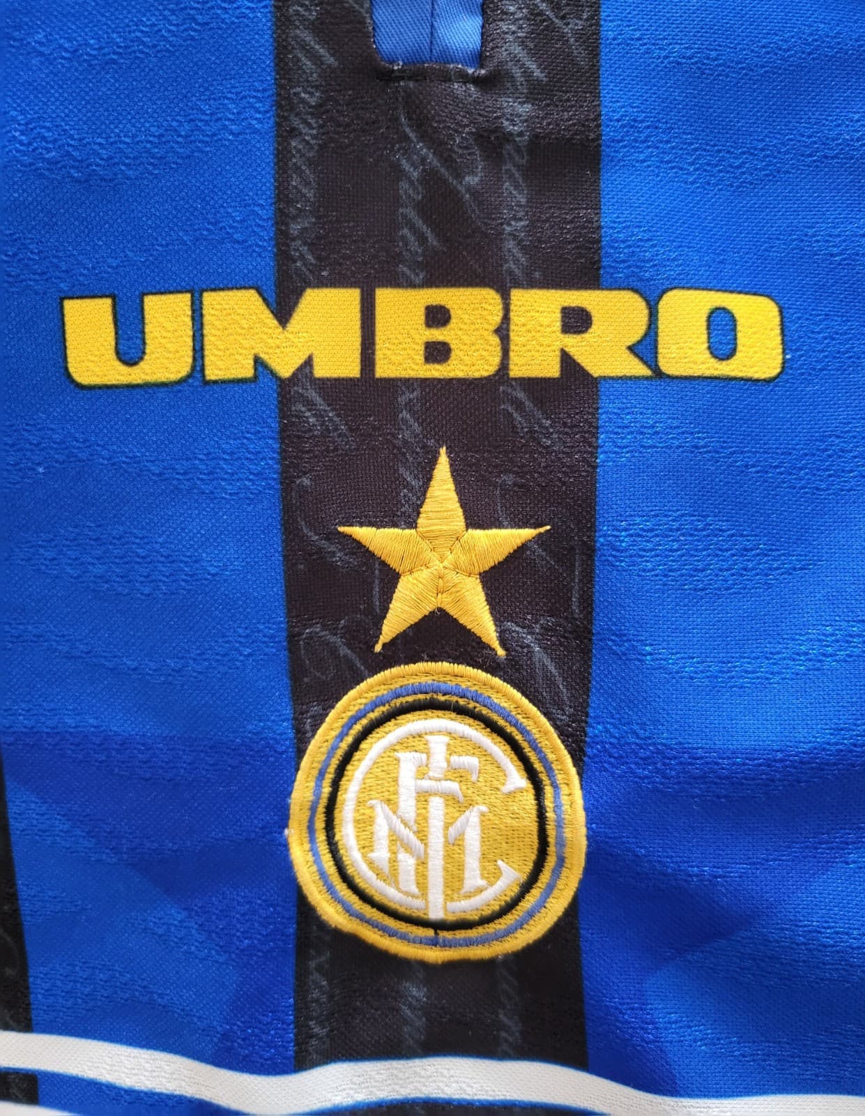 Internazionale 1996-1997 Home Football Shirt by Umbro