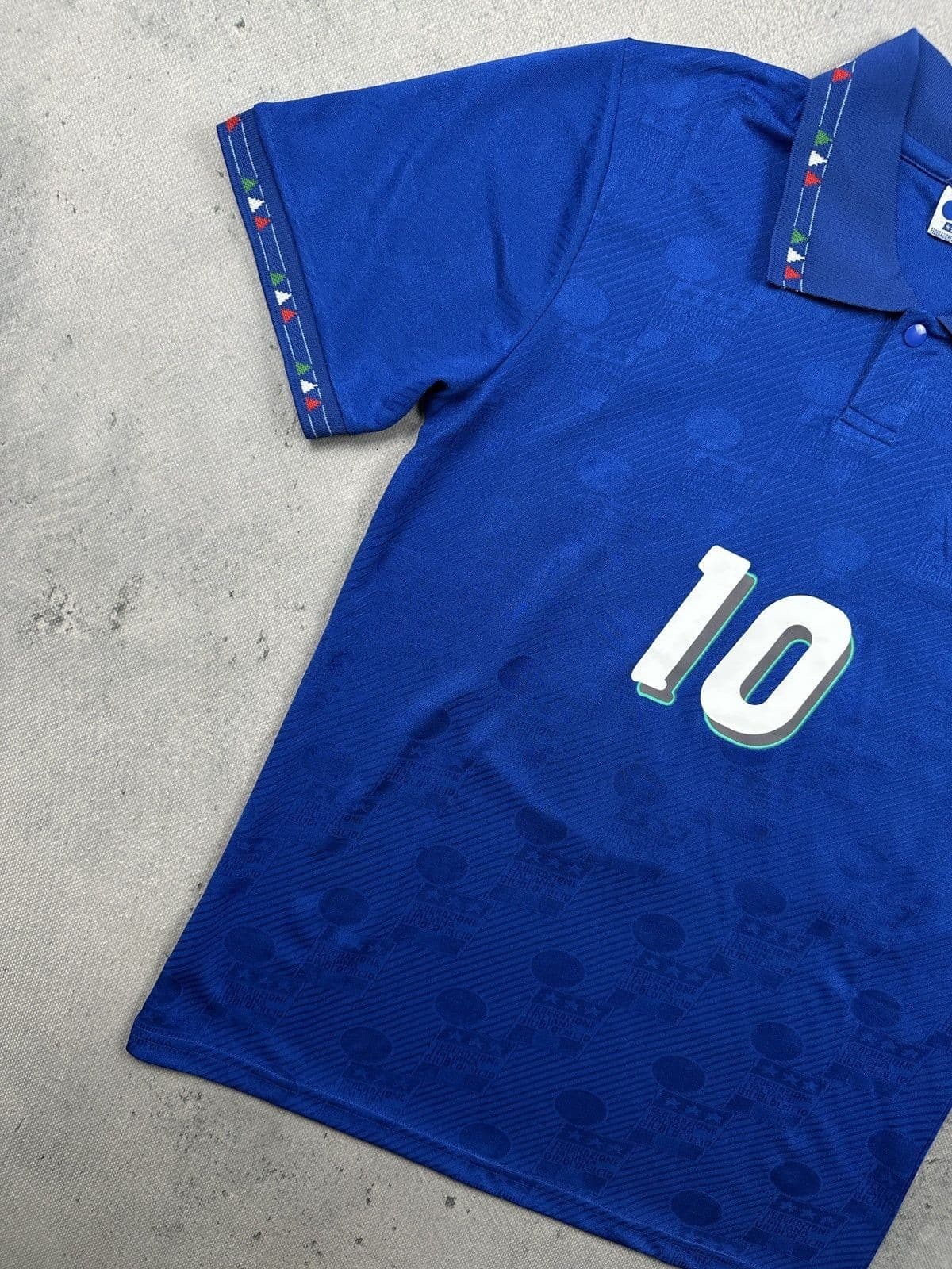 Italy 1994 World Cup Jersey — Roberto Baggio Era