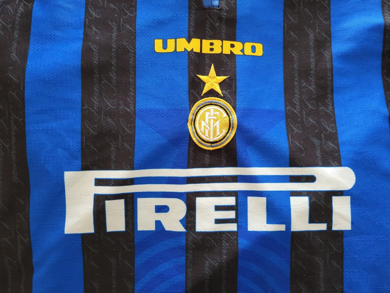 Internazionale 1996-1997 Home Football Shirt by Umbro