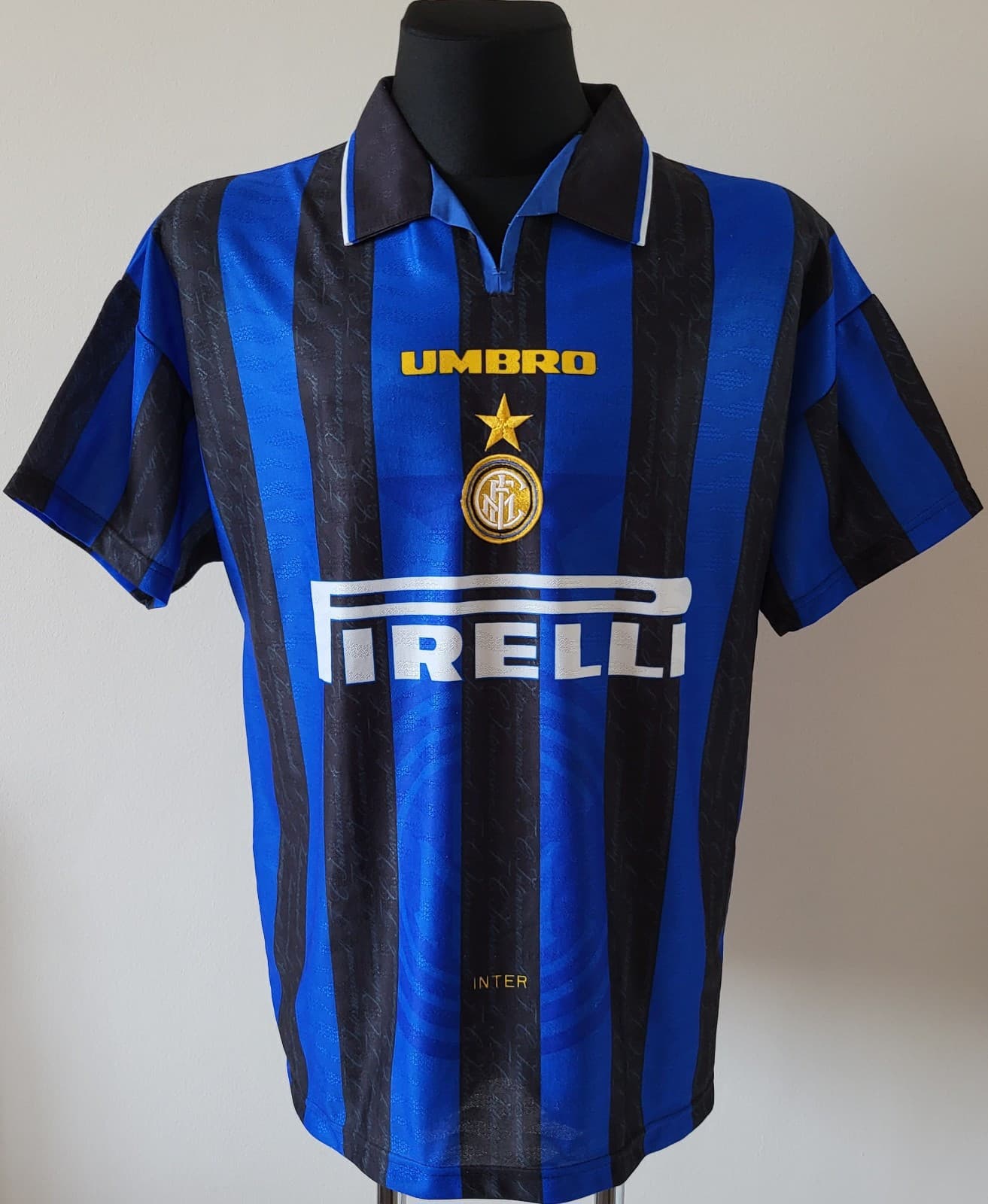 Internazionale 1996-1997 Home Football Shirt by Umbro